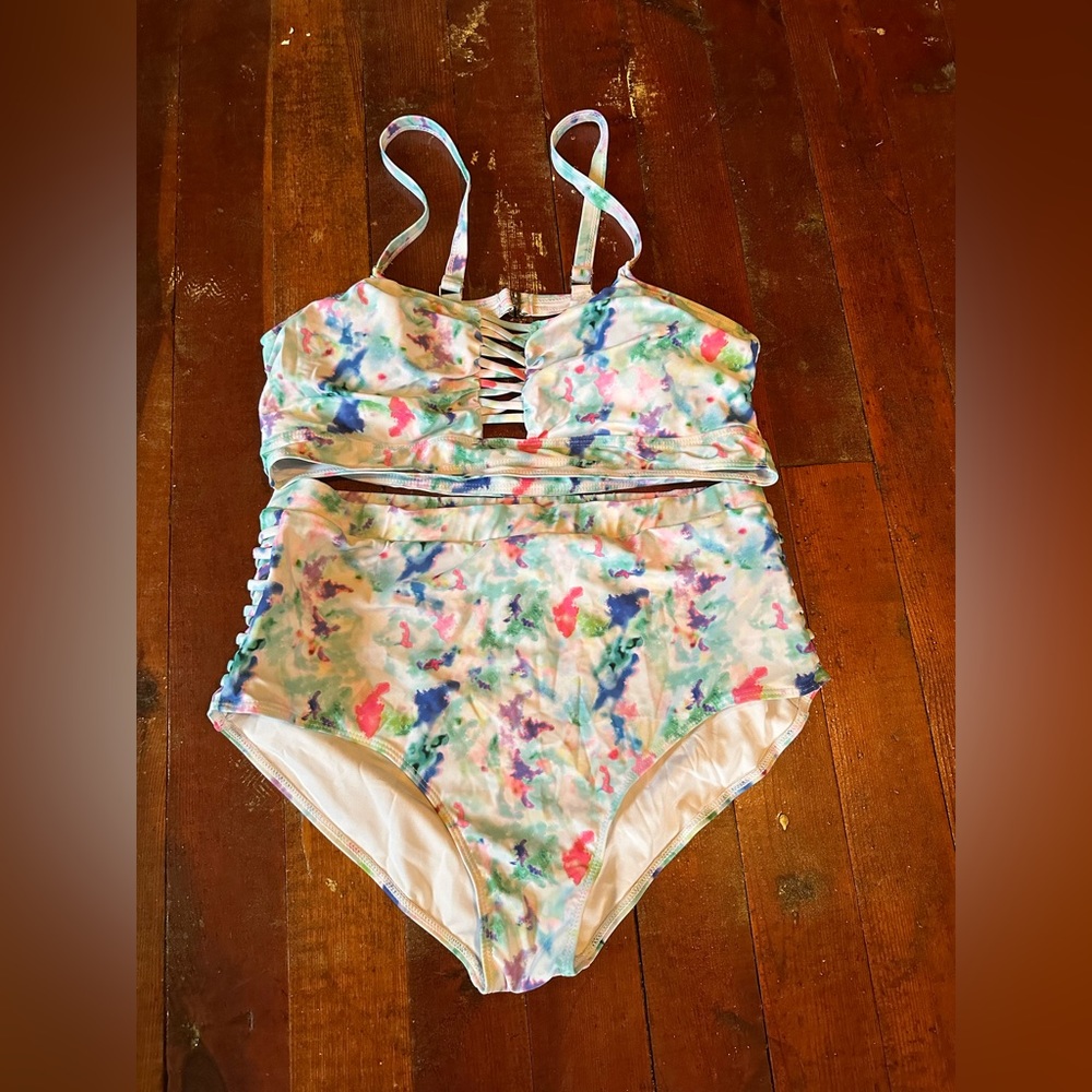 Bikini swim set